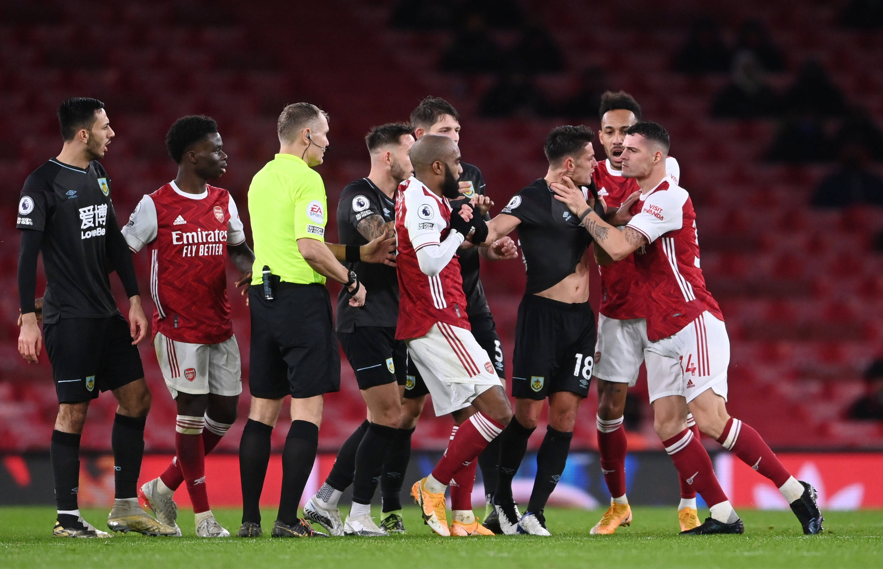 外界看似简 外界看似简